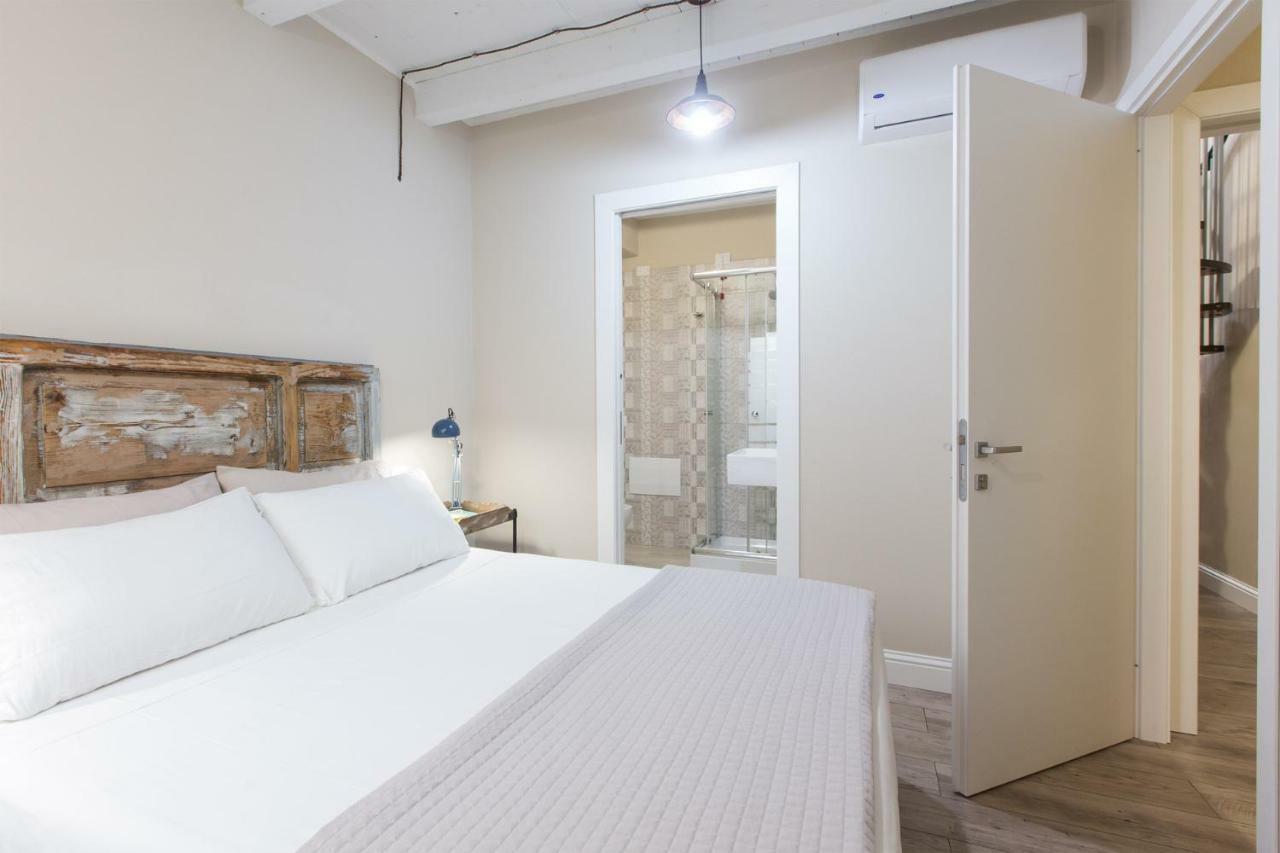 White House Lägenhet Cagliari Exteriör bild