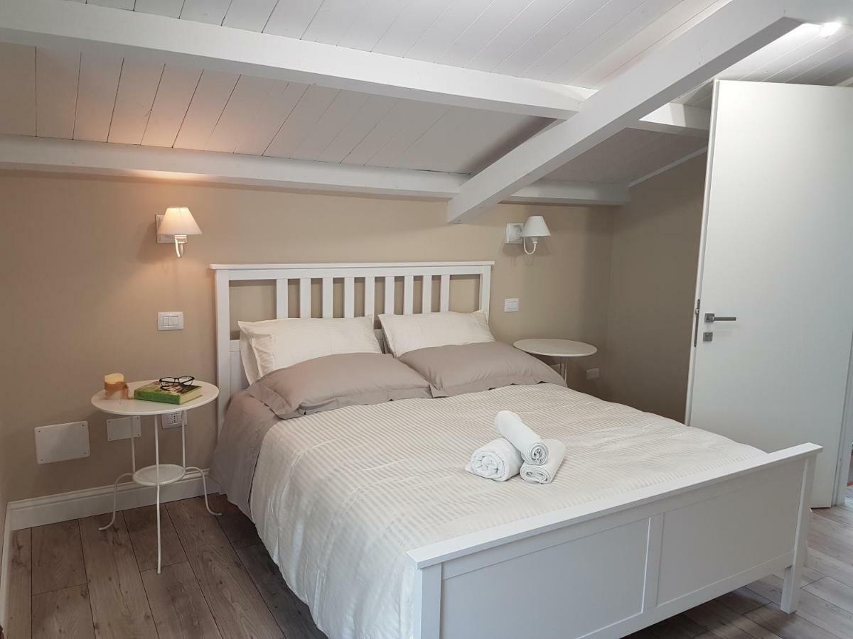 White House Lägenhet Cagliari Exteriör bild